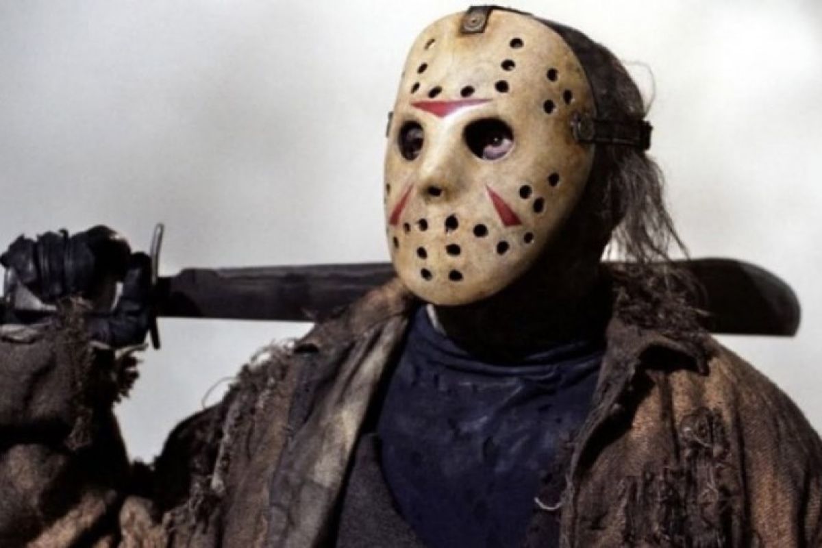 LeBron James ingin buat ulang "Friday the 13th"