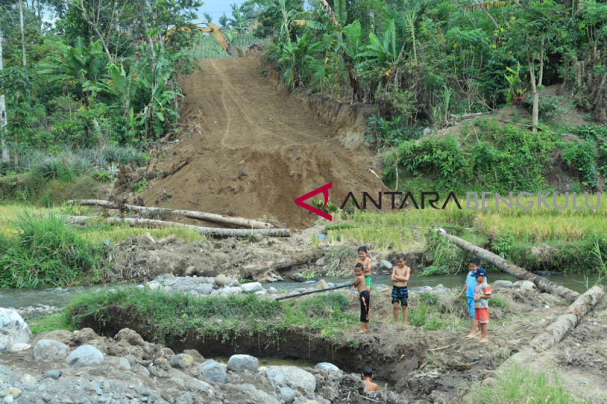 Rejang Lebong bangun tiga jembatan baru