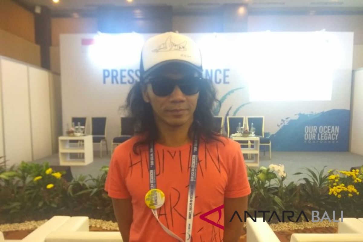 Slank dan Navicula siapkan karya tentang sampah plastik