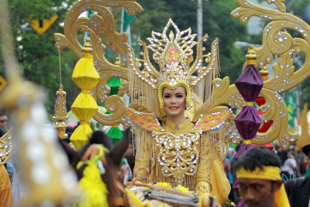 Karnaval Karawo Angkat Tema 