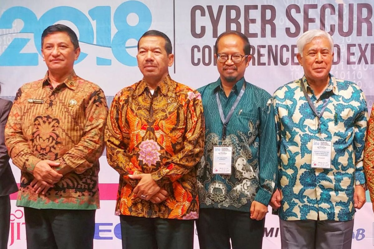 Bencana siber Indonesia tinggal tunggu waktu