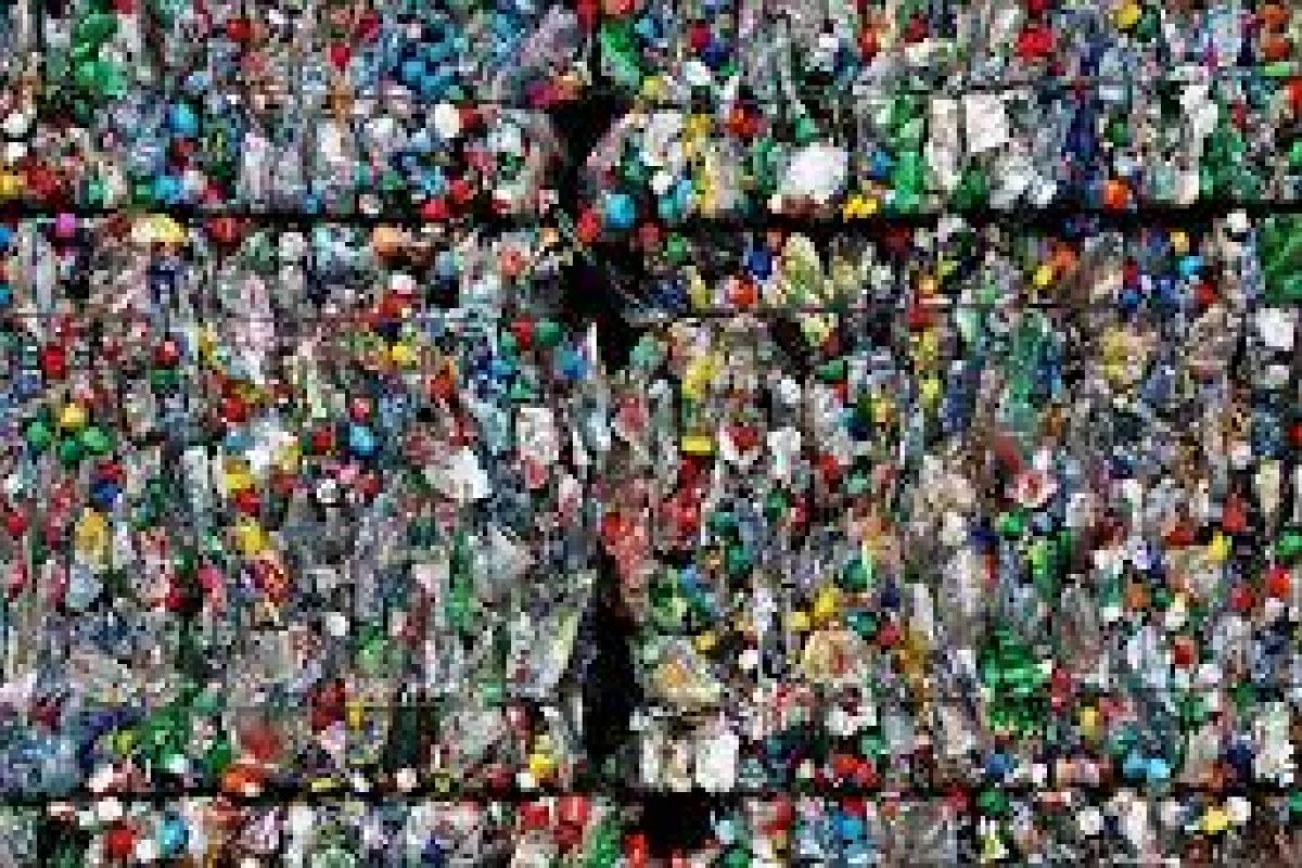 Industri daur ulang solusi terbaik atasi limbah plastik