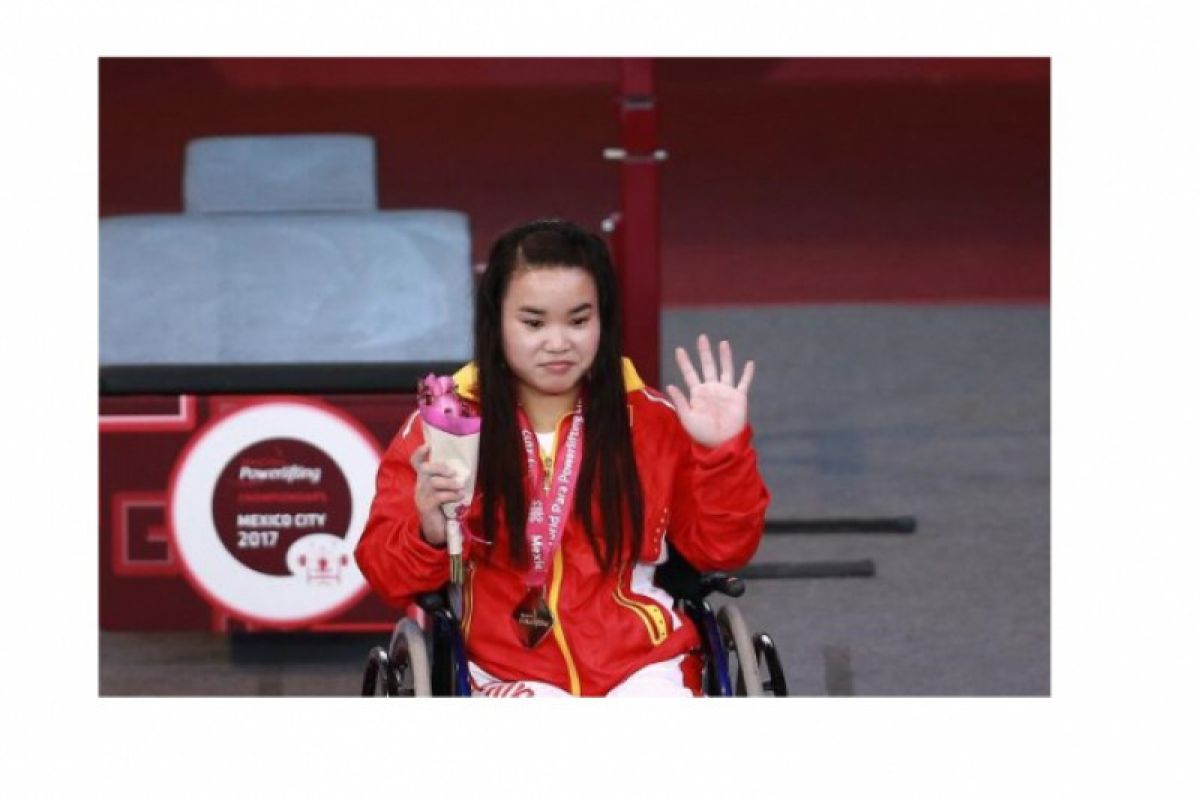 Asian Para Games - Chinese women's weightlifting athlete grabs gold medal