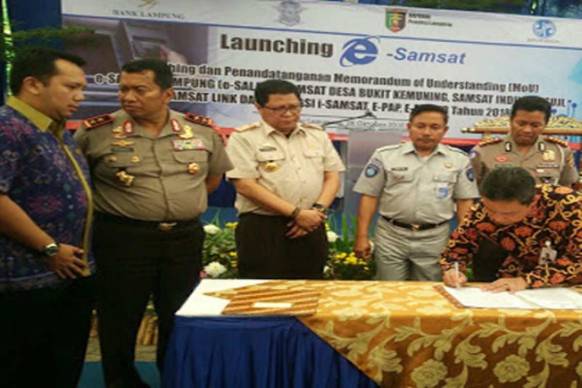 Warga Lampung apresiasi layanan Samsat elektronik
