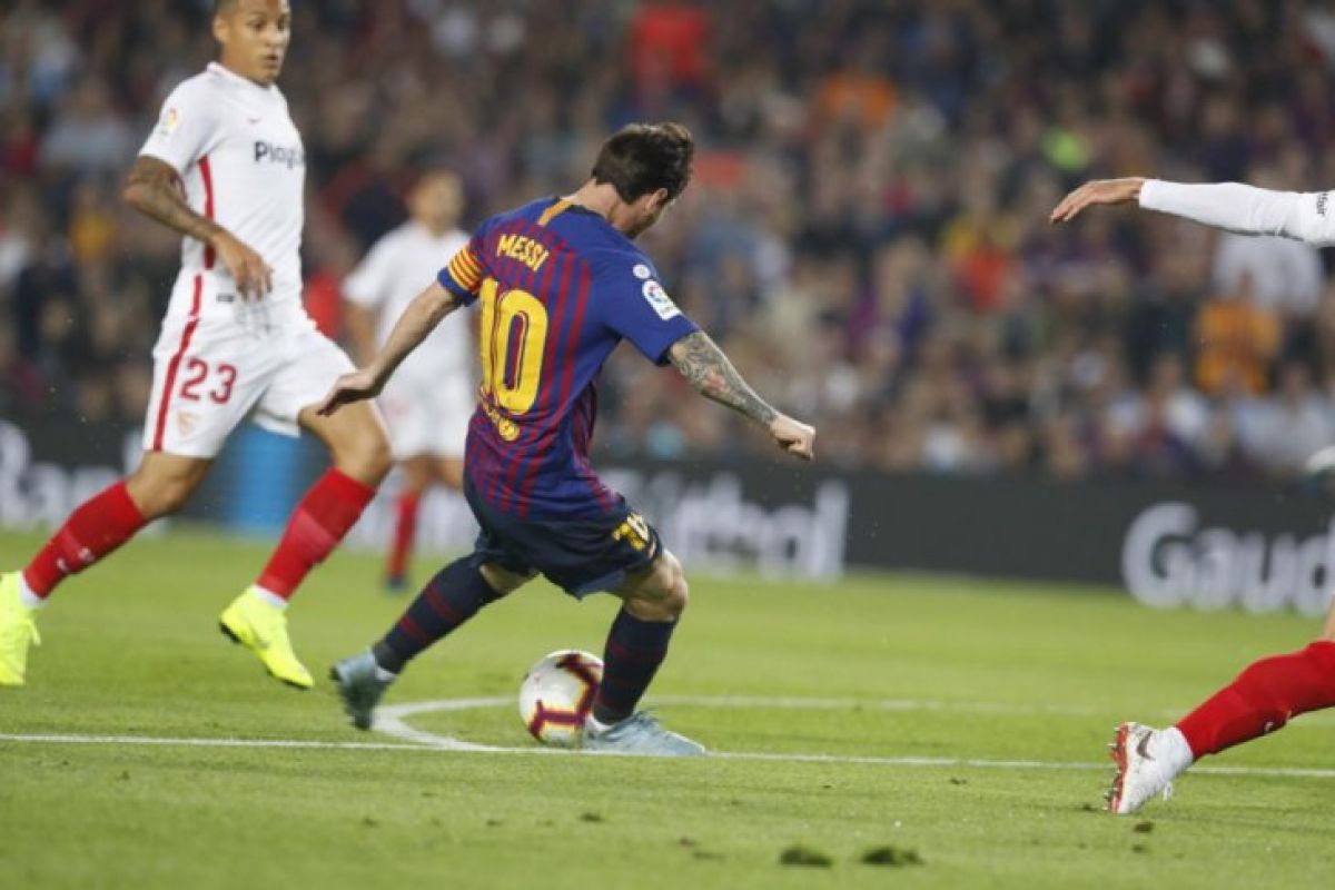 Barcelona tundukkan Sevilla namun Messi cidera serius