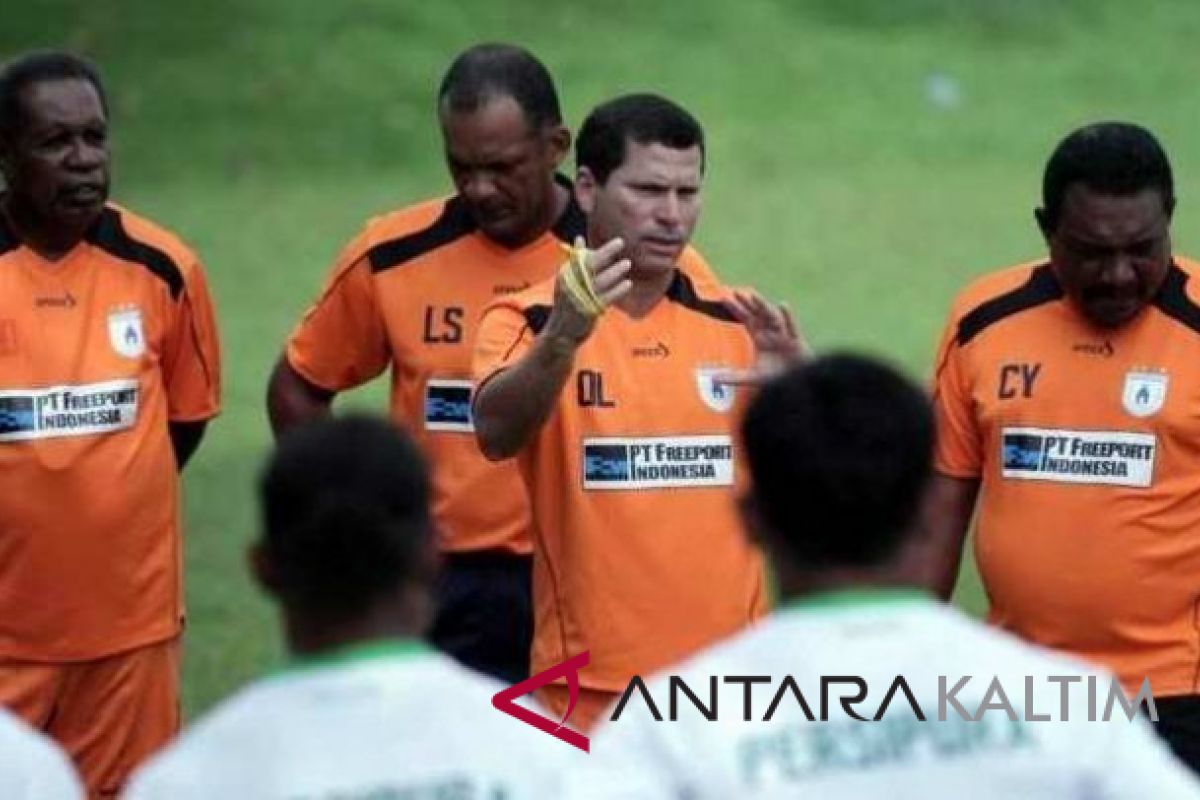 Pelatih Persipura instruksikan waspadai Tibo