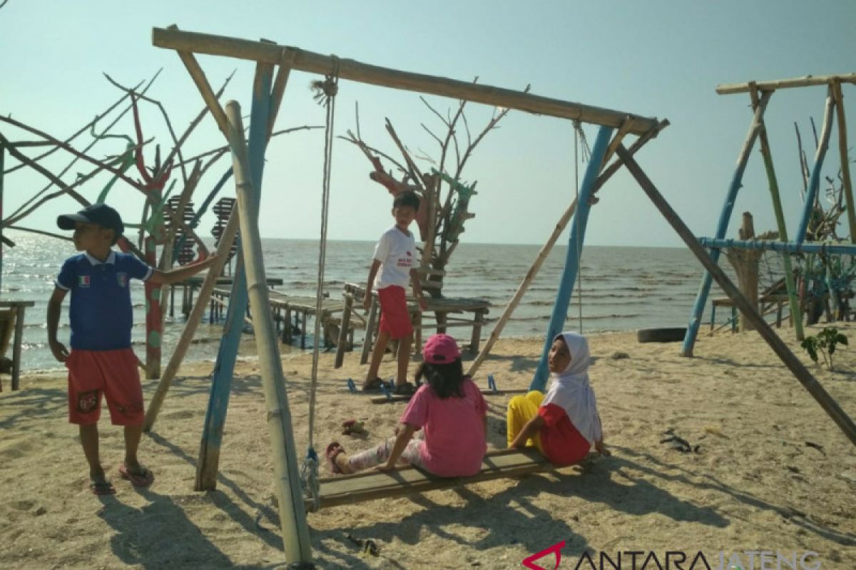 Pantai Seribu Ranting Jepara disiapkan jadi objek wisata unggulan