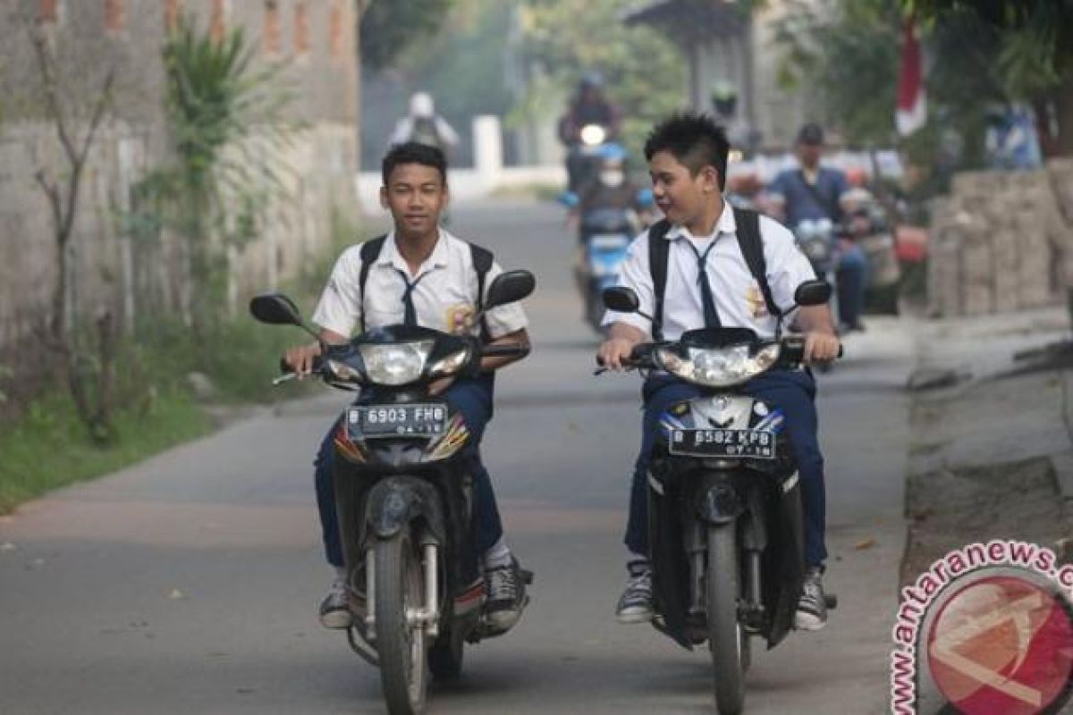 SMAN 1 Belitang Hilir siapkan sanksi siswa terlambat