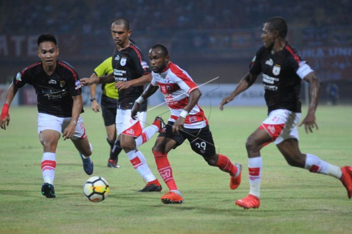 Madura United berbagi poin dengan Persipura