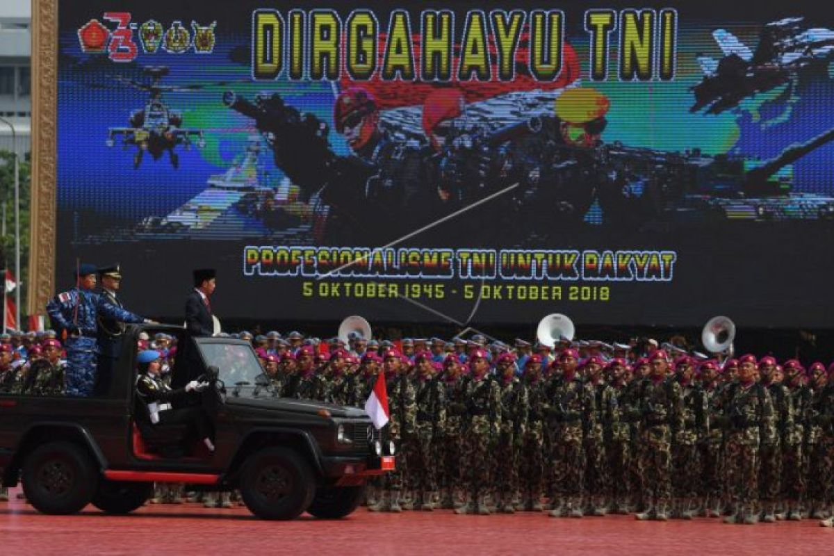 Presiden pimpin upacara HUT TNI di Cilangkap