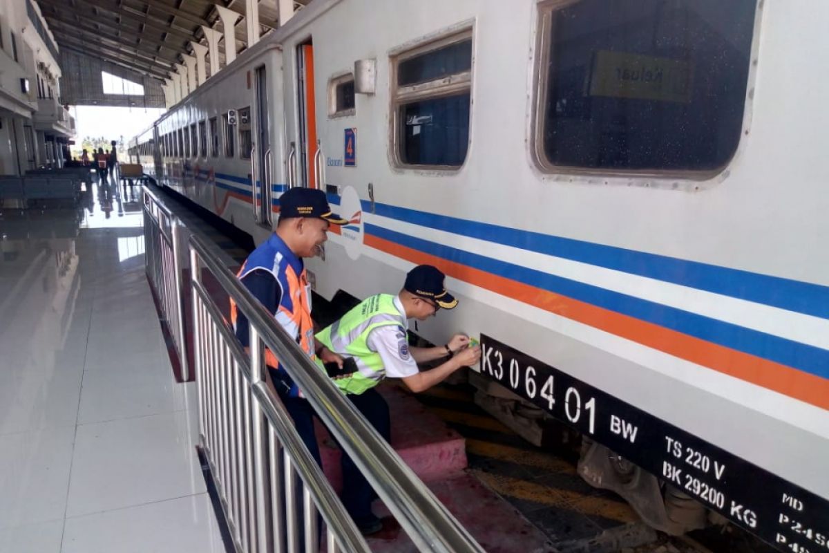 Kemenhub Pastikan Kelaikan Kereta Angkutan Natal-Tahun Baru di Jember