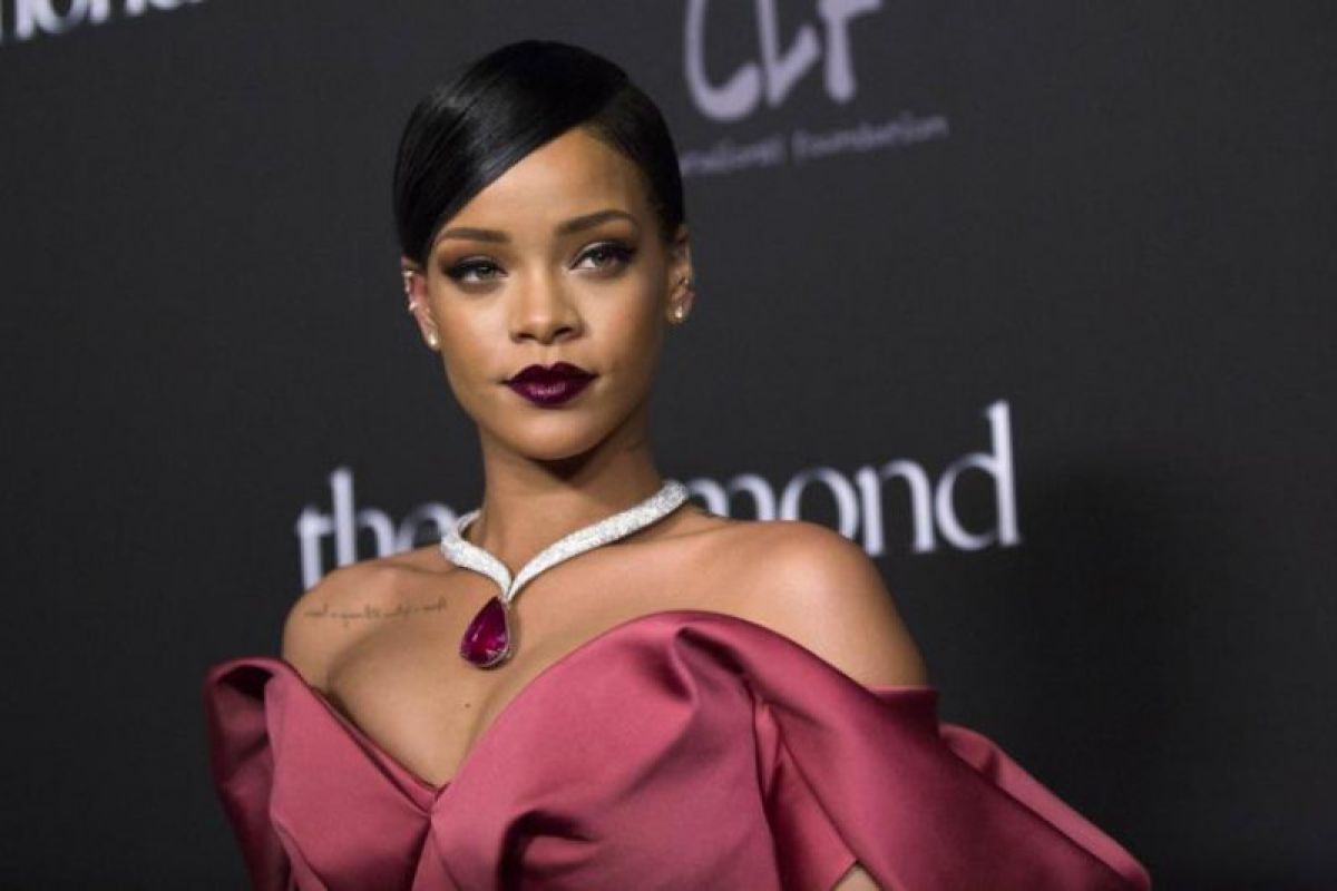 Rihanna diam-diam tinggalkan AS, ini tanggapan warganet