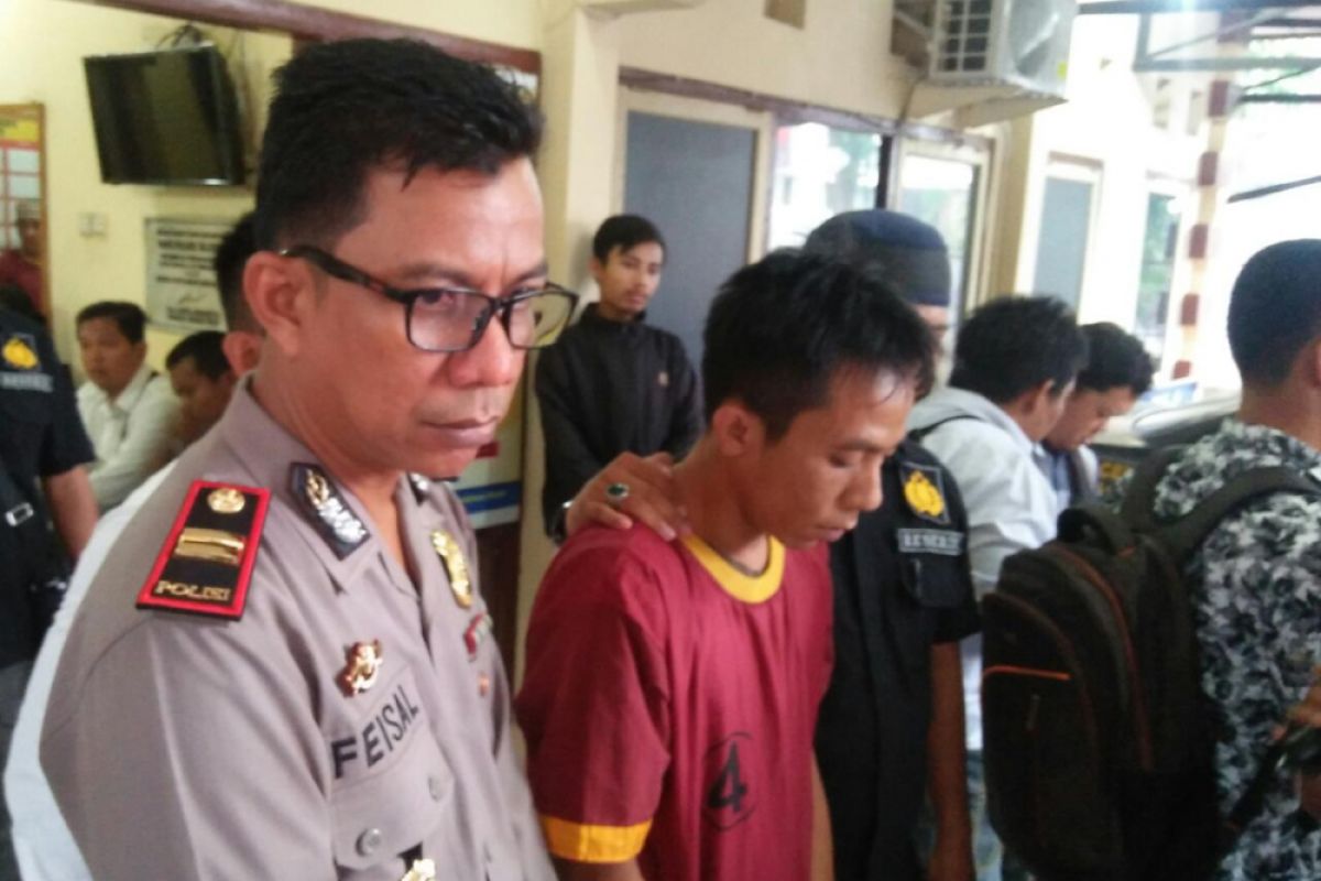 Polisi tangkap dua pelaku perampokan nasabah bank