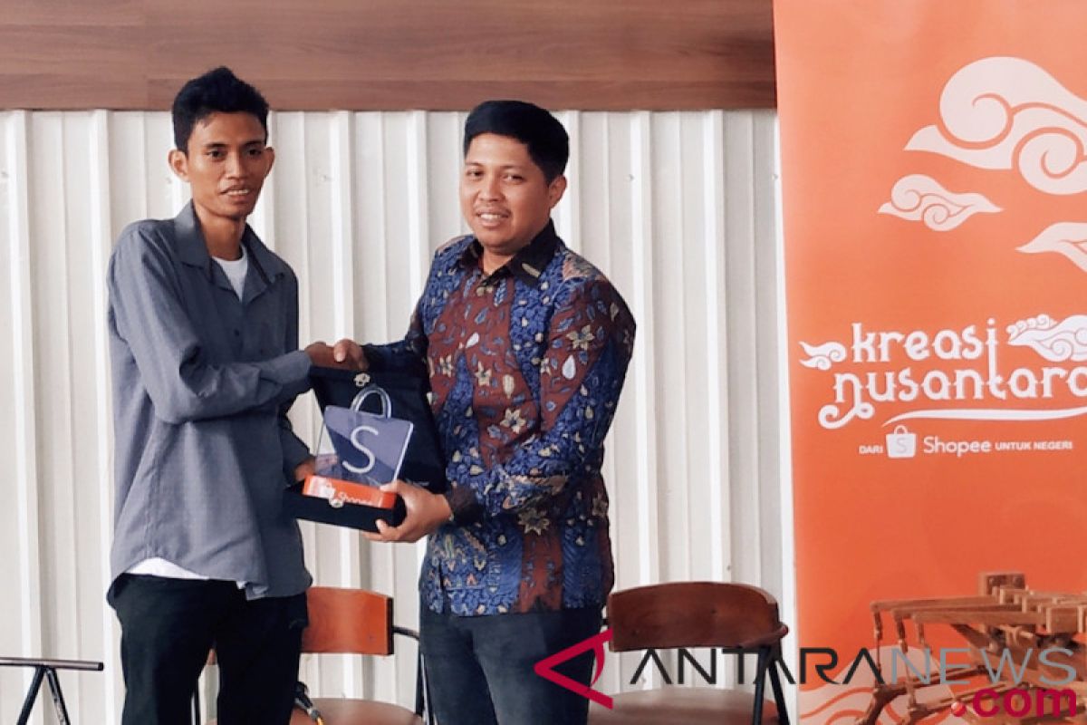 Shopee memperingati hari sumpah pemuda melalui kreasi nusantara