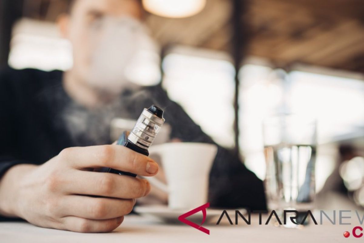 Paru-paru seorang remaja dipenuhi minyak beku akibat suka vaping