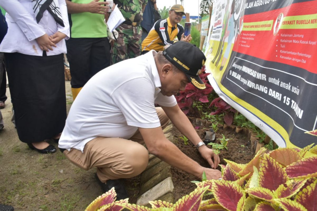 Walikota ikuti Gerakan Gotong Royong