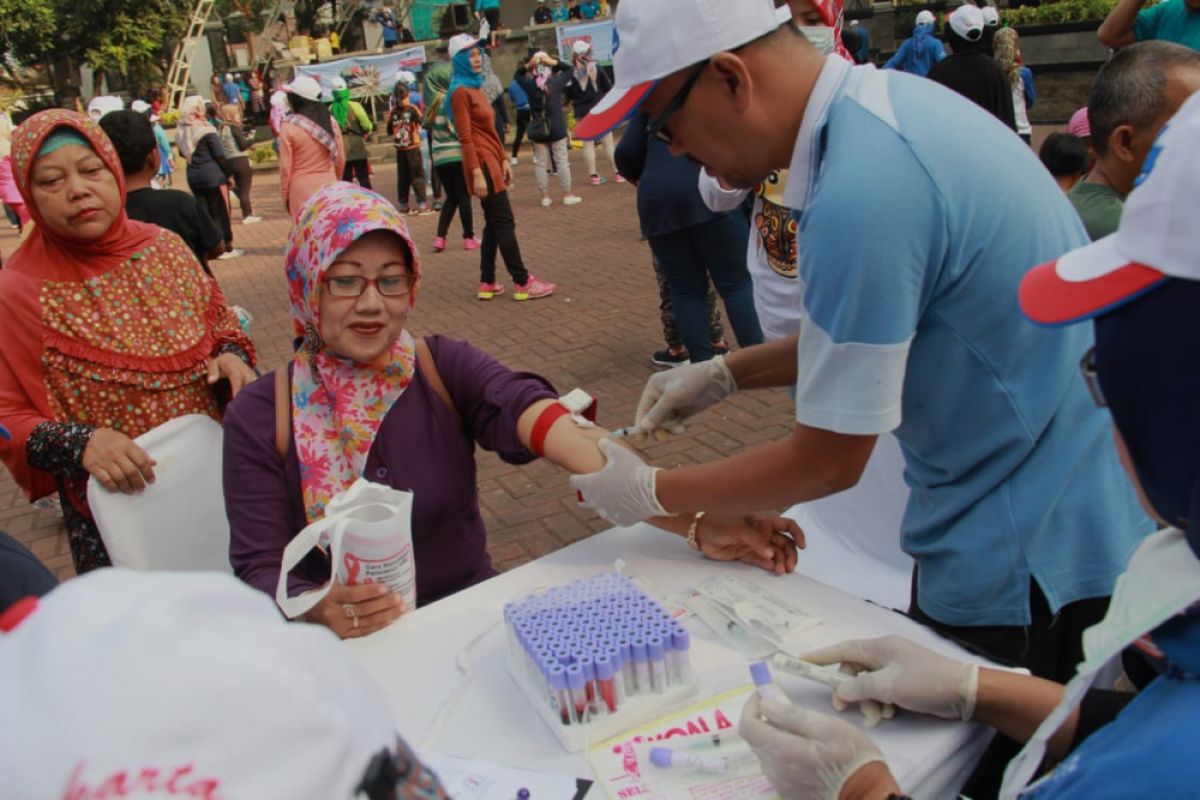 Bupati Purwakarta ajak masyarakat biasakan hidup sehat