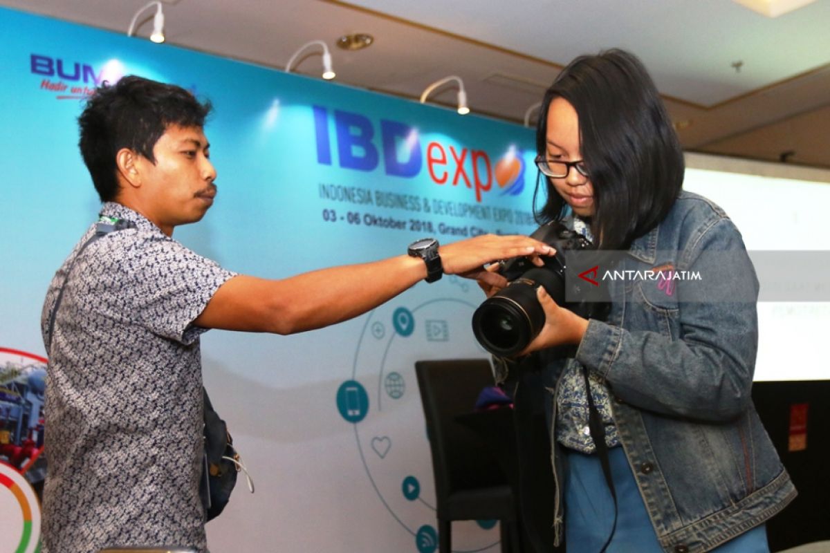 Puluhan Anak Muda Belajar Fotografi di IBD Expo