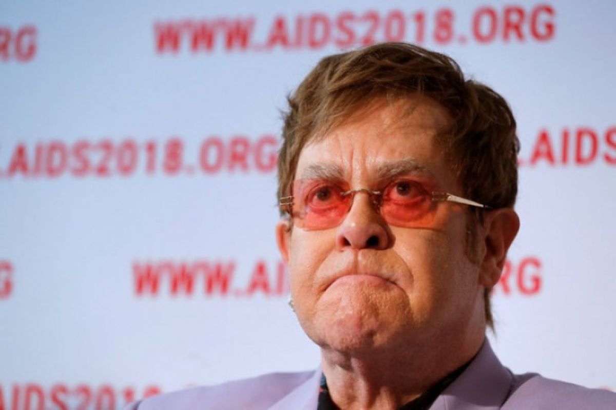 Elton John ikuti George Clooney boikot hotel Brunei