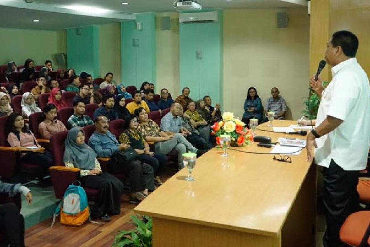 Wali Kota Magelang berbagi ilmu dan pengalaman di Undip