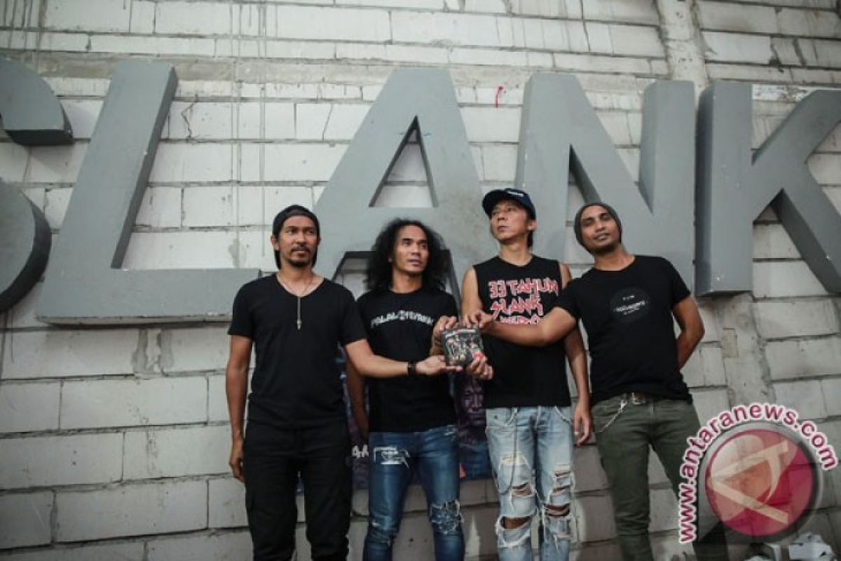 Masalah Hak Cipta, Bongky Tuntut Slank