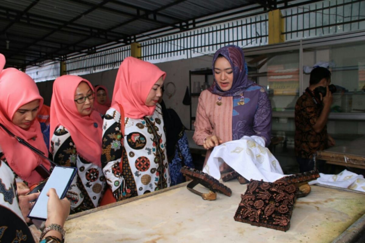 PKK Labura belajar ke Tanjungbalai