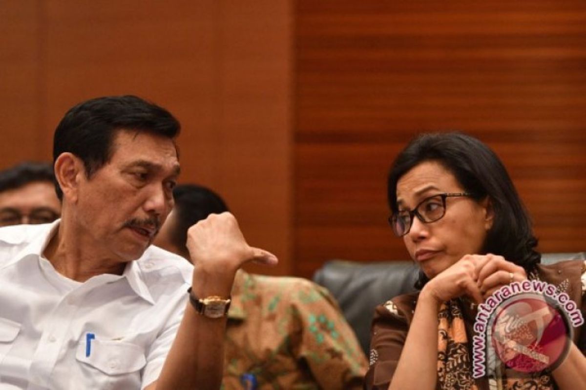 Luhut Pandjaitan Dan Sri Mulyani Datang Ke Badan Pengawas Pemilu