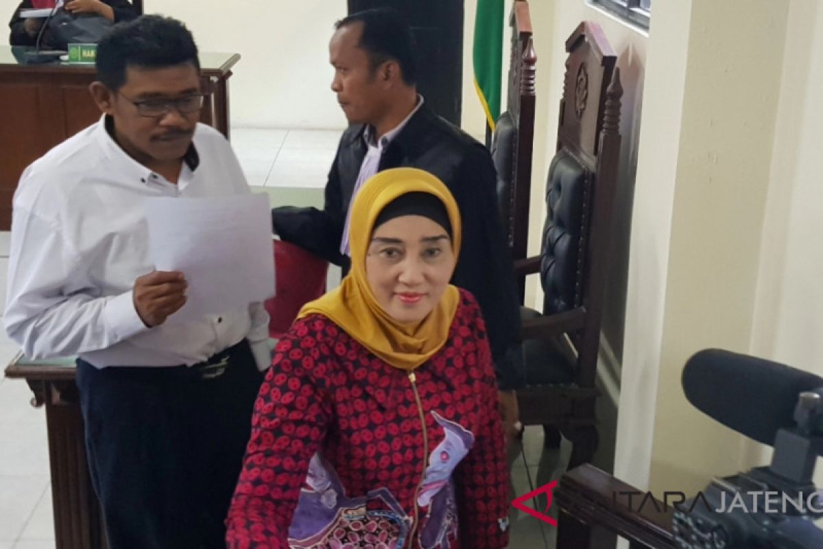 Politik uang, mantan Bupati Semarang terancam 2 tahun penjara