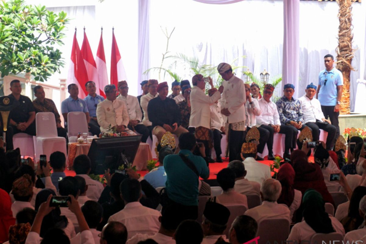 President Jokowi awarded elderly wise man title