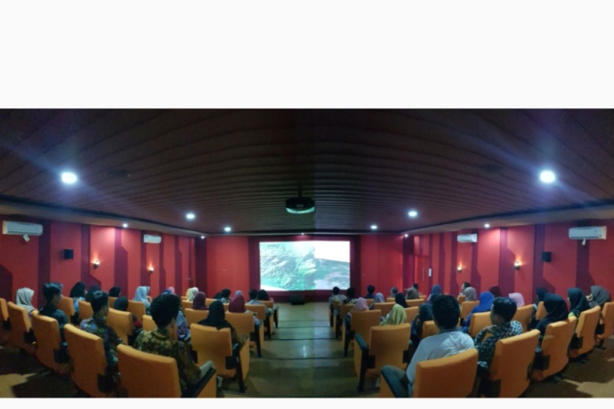 Ada bioskop mini untuk wisata edukatif di Unnes