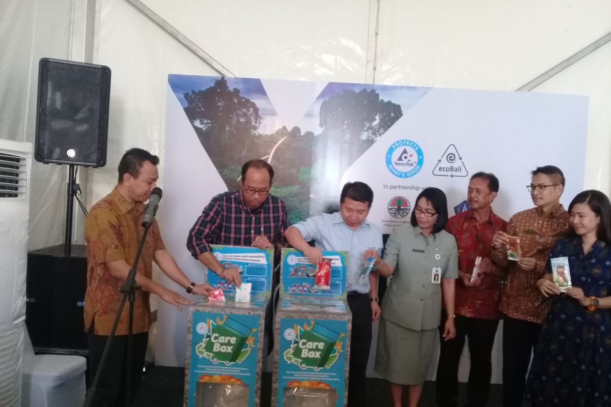 Tetra Indonesia-EcoBali kelola sampah kemasan minuman