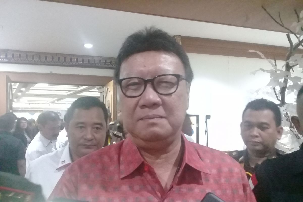 Mendagri minta kepala daerah izin lakukan deklarasi paslon