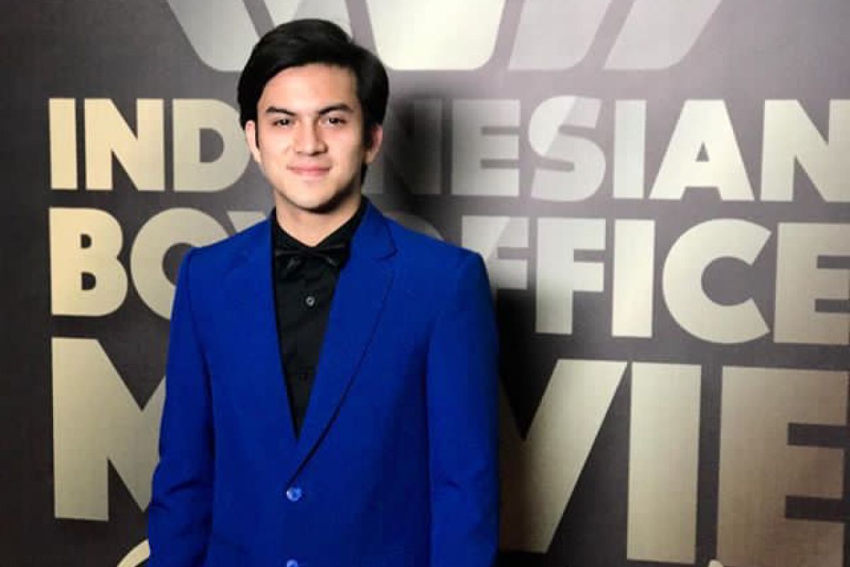 Film yang menyatukan Rizky Nazar dan Michelle Ziudith