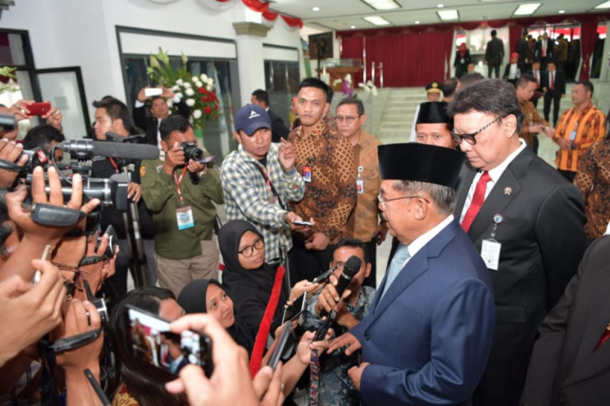 Pemerintah tak akan akui bendera tauhid