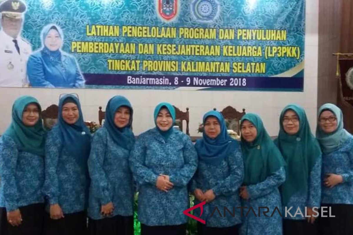 Ketua TP PKK HSS dan pengurus hadiri LP3 provinsi