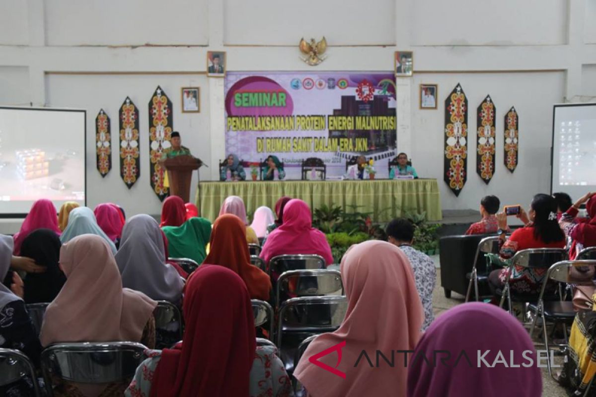 Pj Sekda HSS buka seminar kesehatan HUT RSUD Kandangan