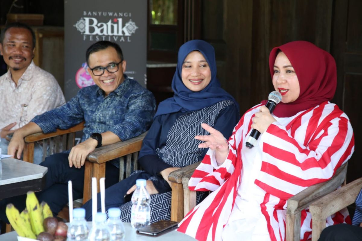 Melly Goeslaw Menyesal Baru Mengenal Banyuwangi