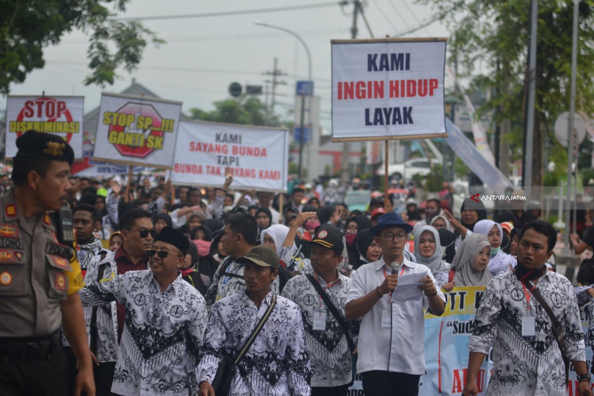 PGRI Aceh Singkil protes pembayaran honor tidak sesuai