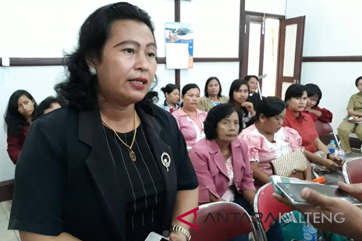 Anggaran pemberdayaan perempuan harus tersedia tiap tahun, kata Legislator Gumas