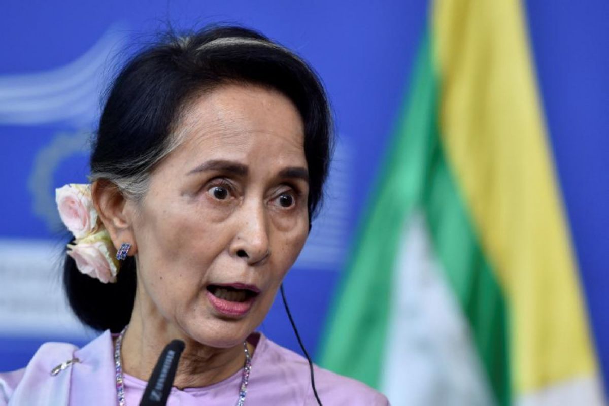 Penghargaan HAM tertinggi Aung San Suu Kyi  dicabut