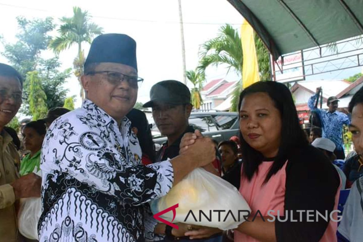 Pemkab Poso gelar pasar murah jelang Natal