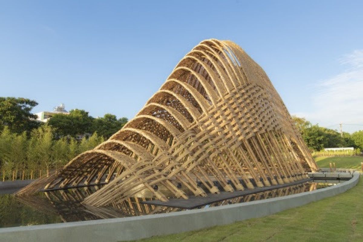 Explore bamboo pavilion at Taichung World Flora Expo