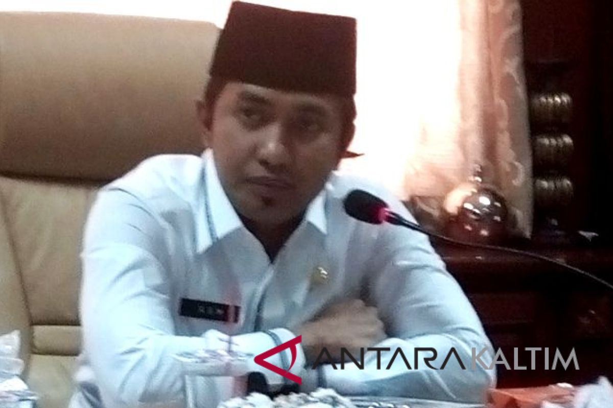 Penajam Lakukan Ujian Penyesuaian Kerja Terhadap Pejabat