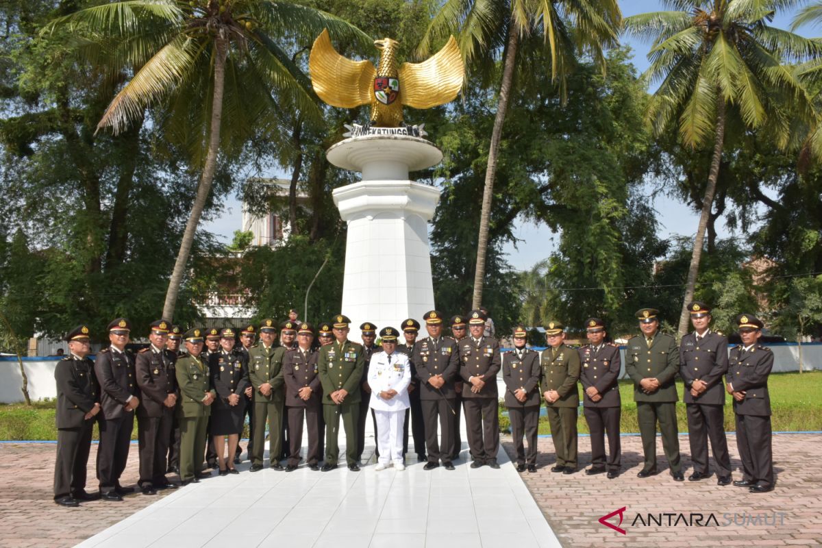 Tabur bunga warnai peringatan Hari Pahlawan di Deliserdang