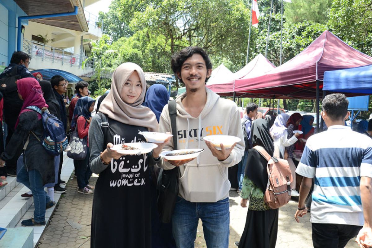 Dies Natalis FPIK IPB ke 55, cegah stunting dengan makan ikan