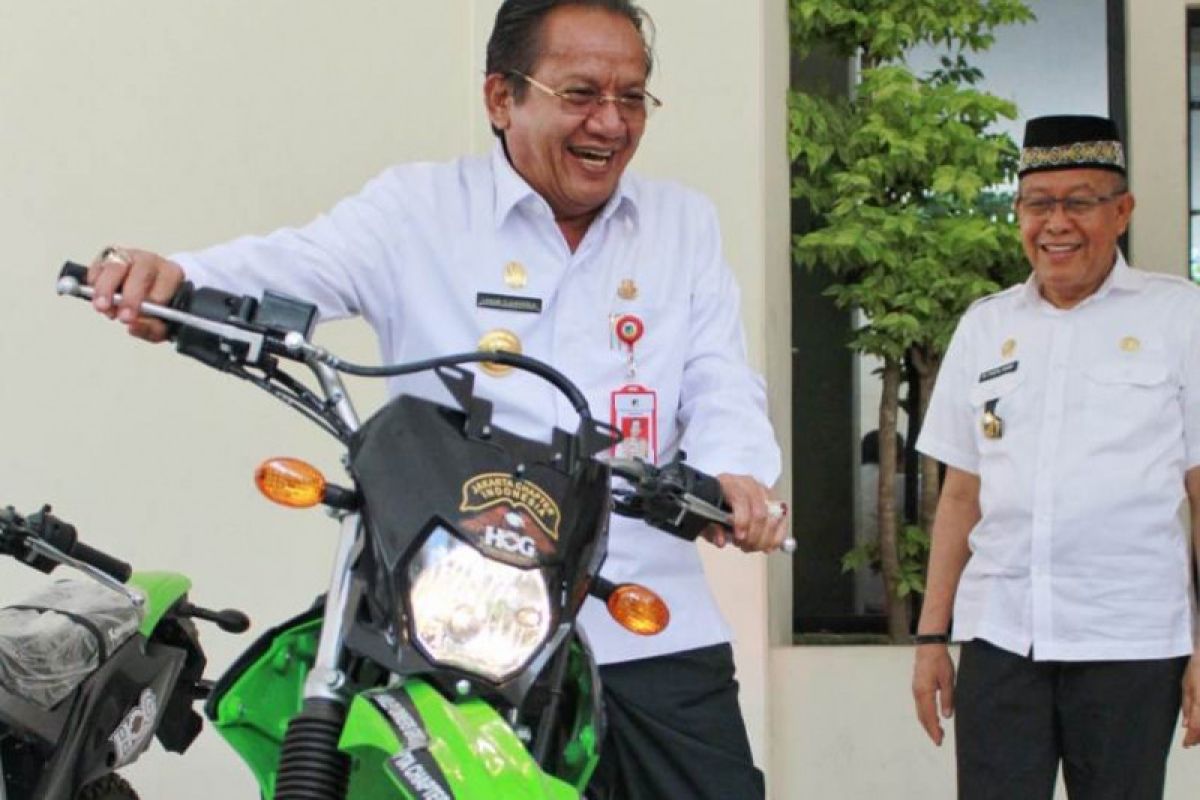 Harley Group serahkan 4 motor trail kepada Gubernur Sulteng