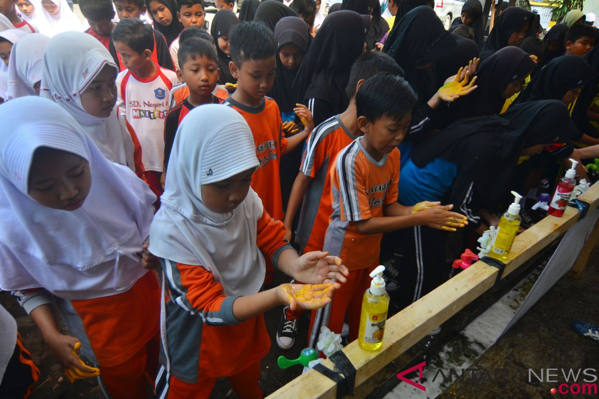 Cuci tangan pakai sabun cegah penyakit menular, anjuran Kemenkes