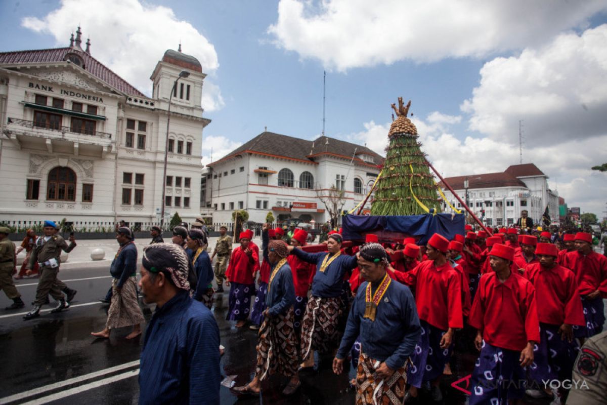 GREBEG MAULUD KERATON YOGYAKARTA