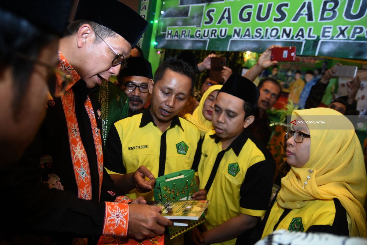 Menteri Agama: Guru Terima Tunjangan Profesi Mulai 2019 (Video)