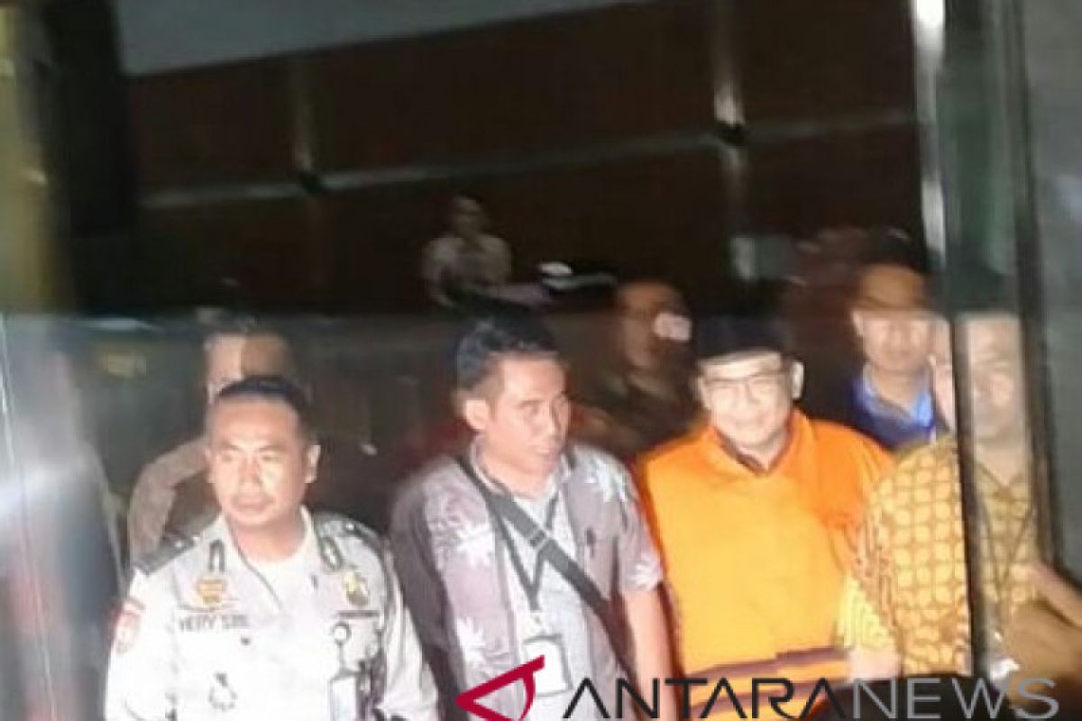 KPK tahan Wakil Ketua DPR Taufik Kurniawan